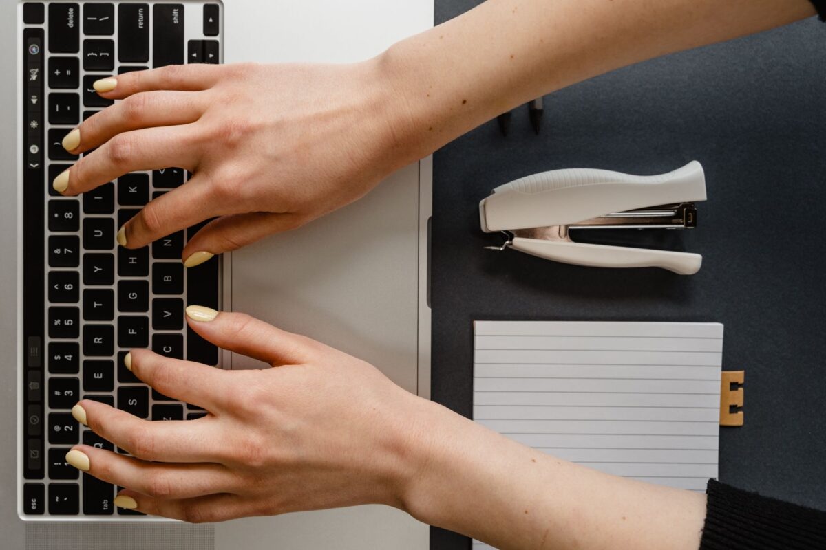 nettoyer clavier sécurité désinfecter produits